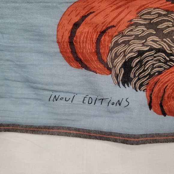 Inoui Editions Large Cats Wildlife Print Scarf in Blue and Orange 100% Cotton - Picture 7 of 12